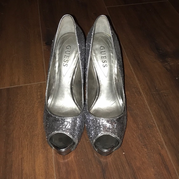 Guess High Heels - Picture 4 of 5